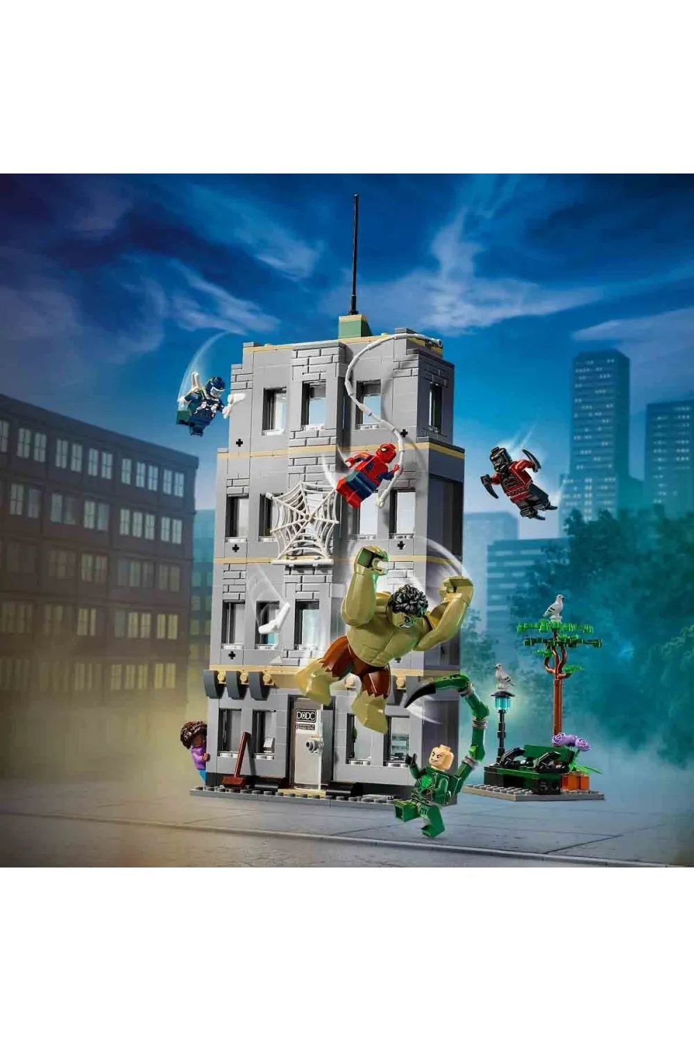 76350 Lego Marvel Spider-Man ve Hulkın Destansı Çarpışması 534 parça +8 yaş