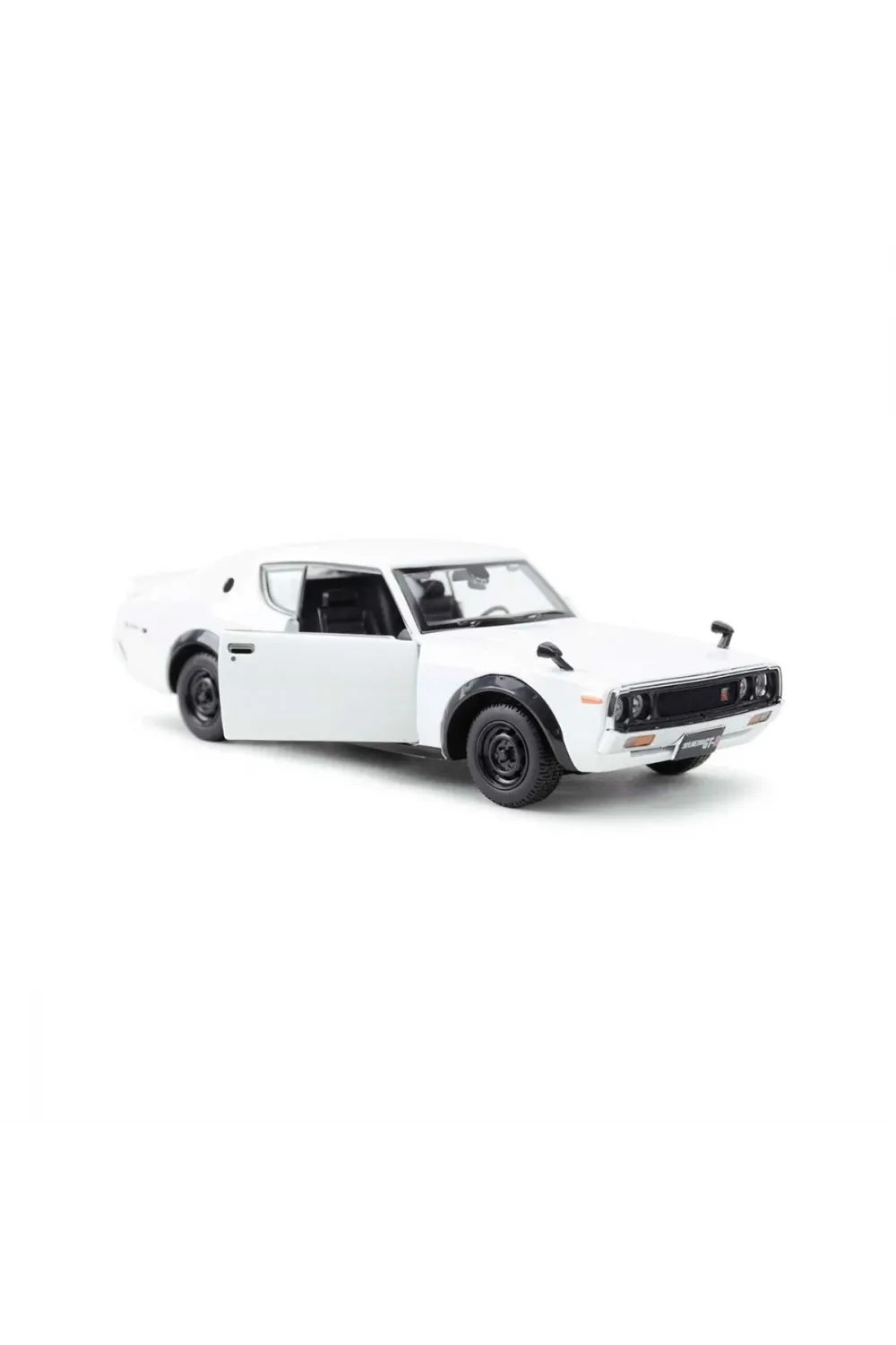 MAY 31528 Maisto 1/24 1973 Nissan Skyline 2000GT-R KPGC110 -Necotoys