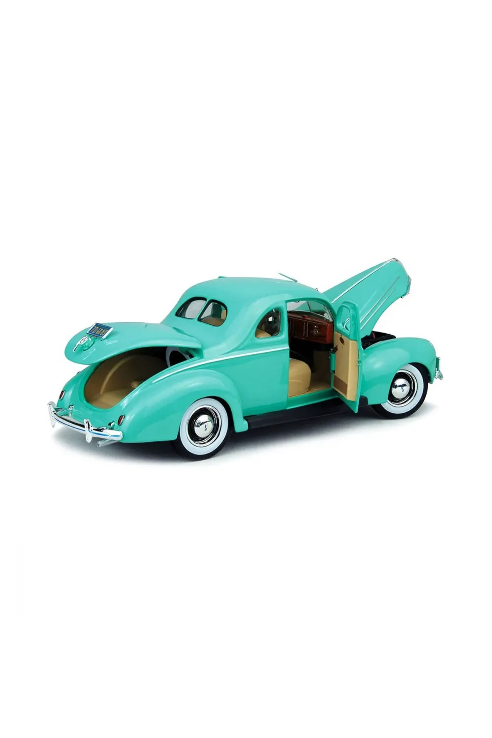 MAIS 31180 1 18 1939 Ford Deluxe Coupe