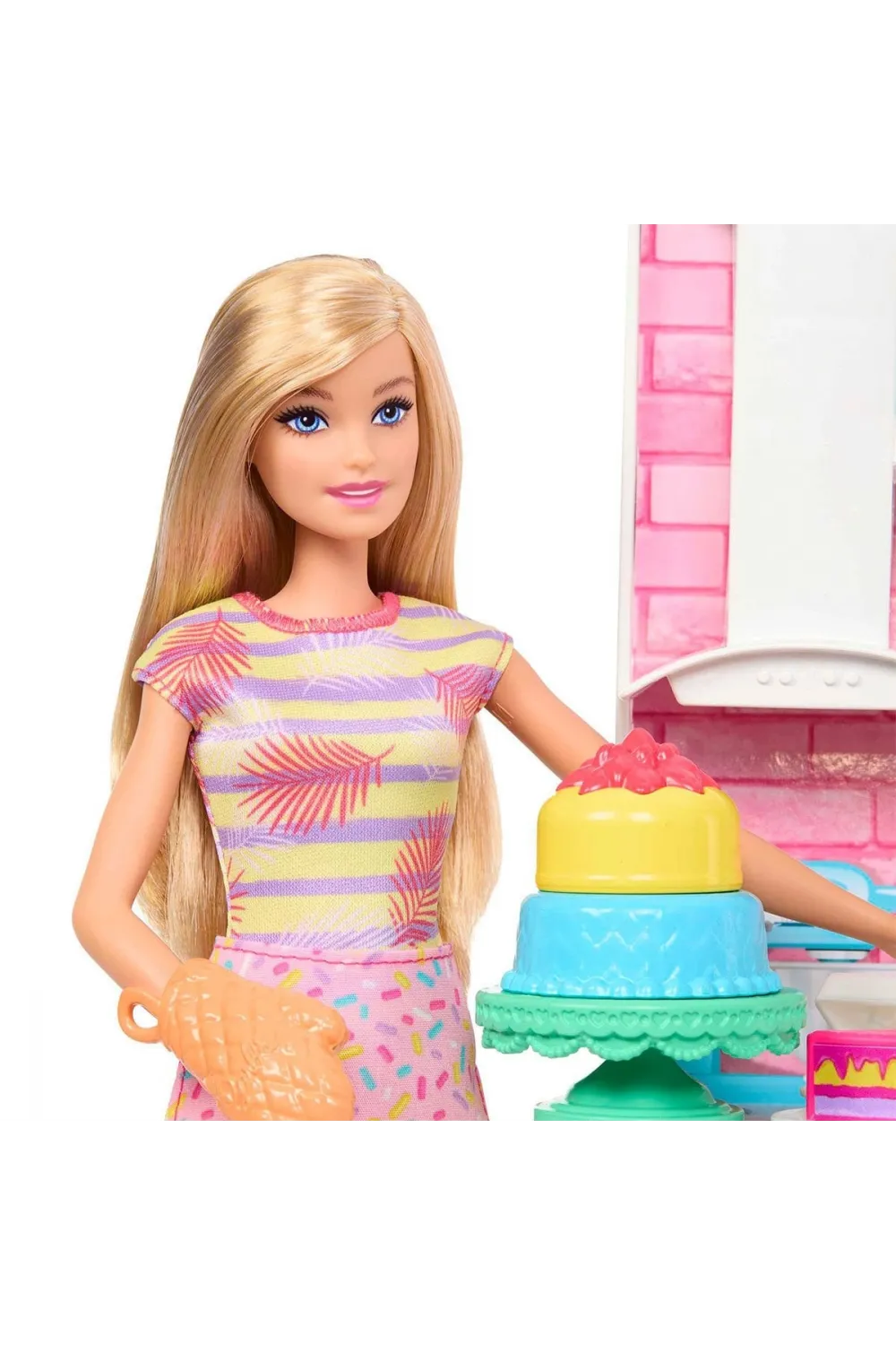 HJY94 Barbie Brooklyn ve Malibu Pasta Yapıyor Oyun Seti