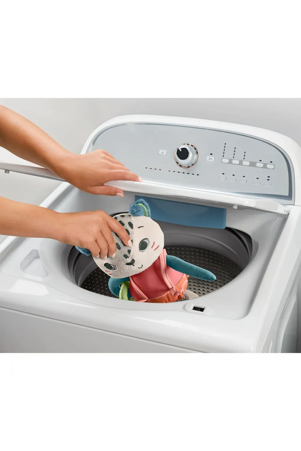 HKD64 Fisher-Price Eğlenceli Dostum Kar Leoparı