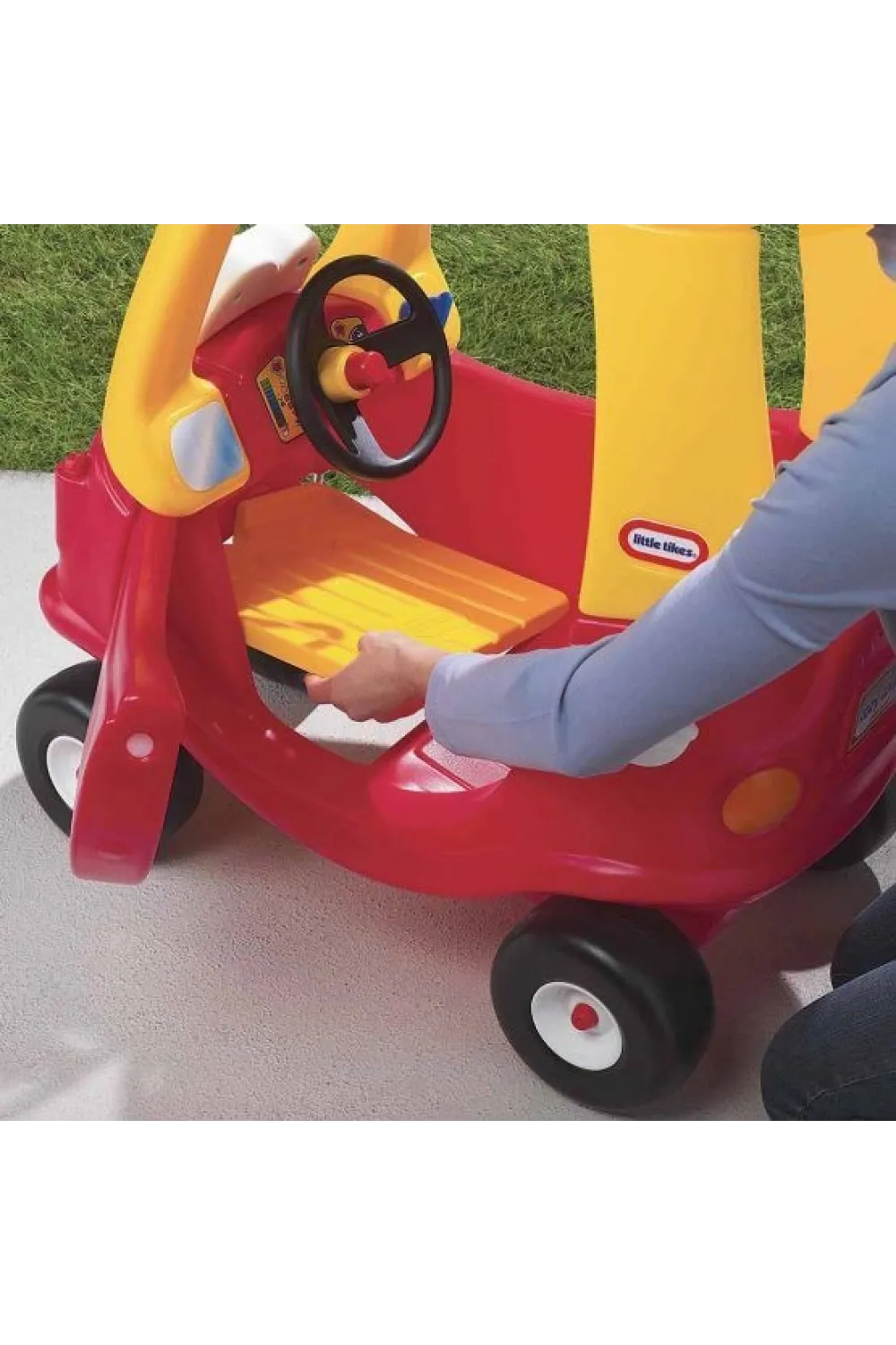 33907 Little Tikes Cozy Coupe®