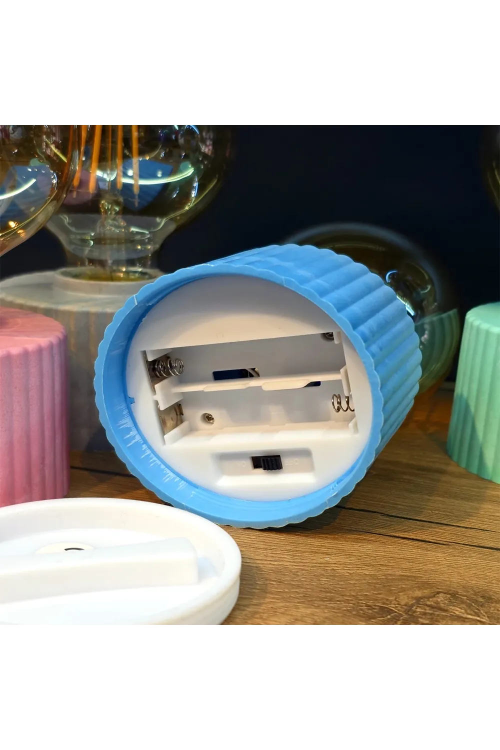 Ampul Tasarımlı Retro Masa Lambası