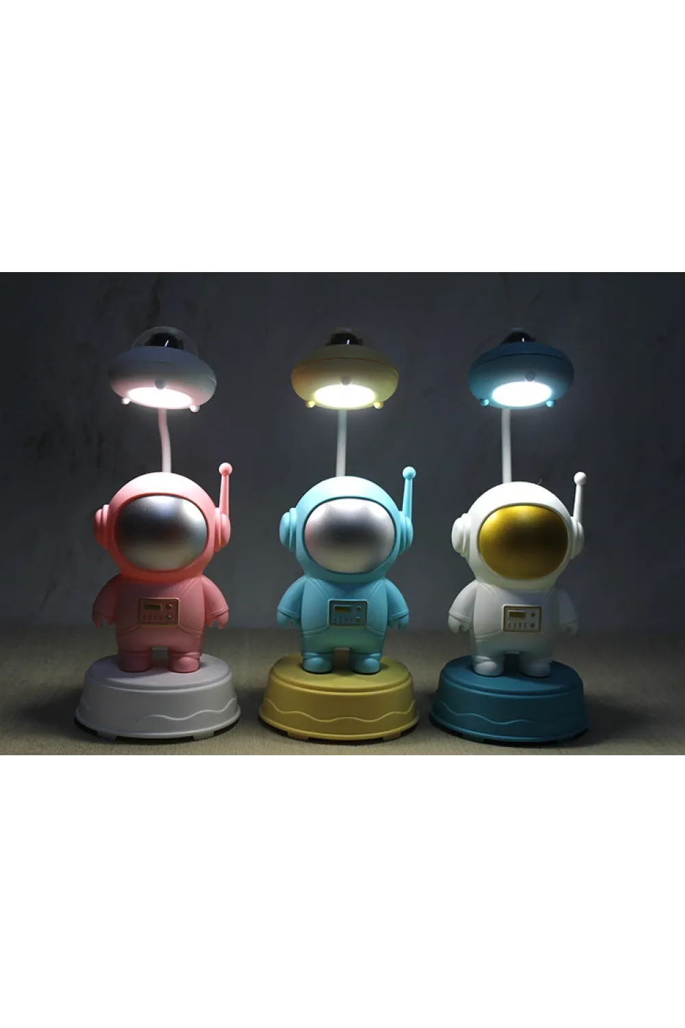 Astronot Masa Lambası
