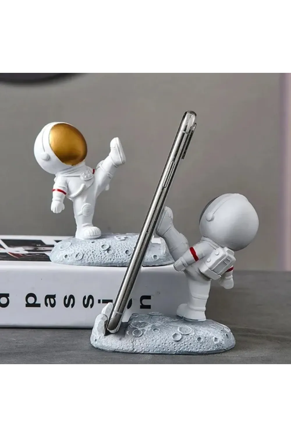 Astronot Telefon Tutucu