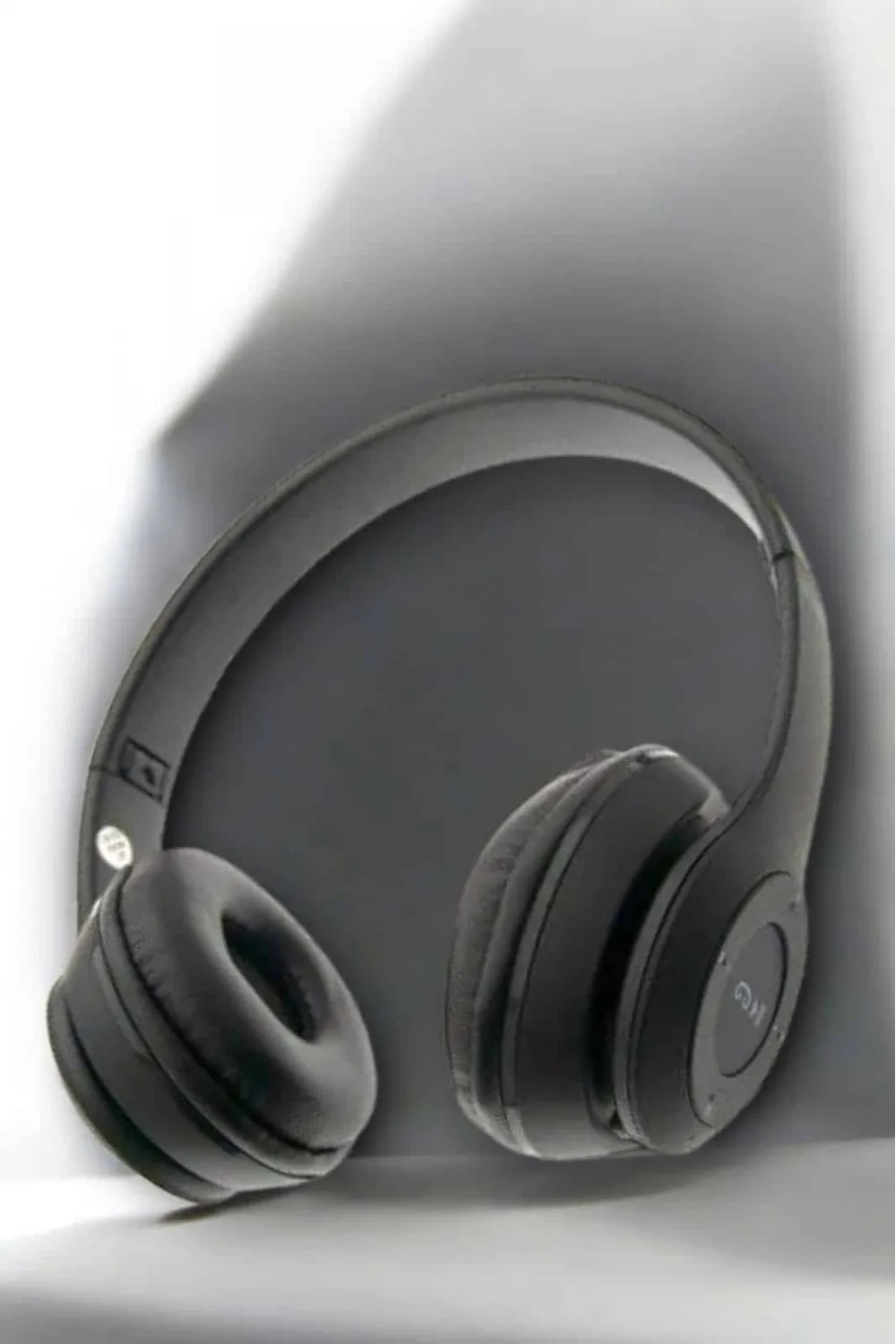 Ayarlanabilir Kafa Bandı İle Yüksek Performanslı Bluetooth Kulaklık