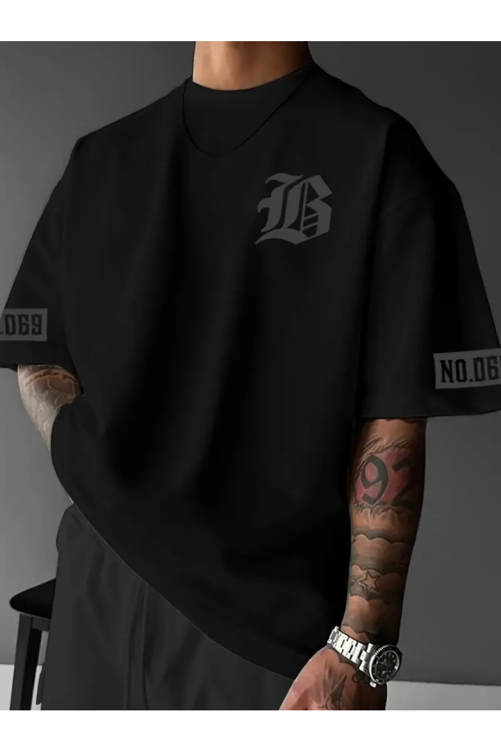 Baskılı Oversize Bisiklet Yaka T-shirt - Siyah