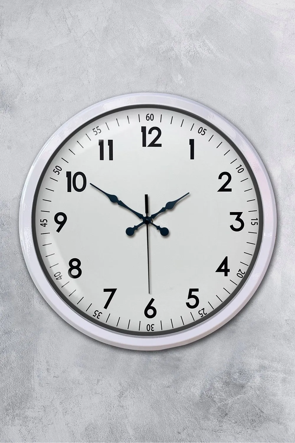 Beyaz Dekoratif Stil 52 Cm Metal Duvar Saati