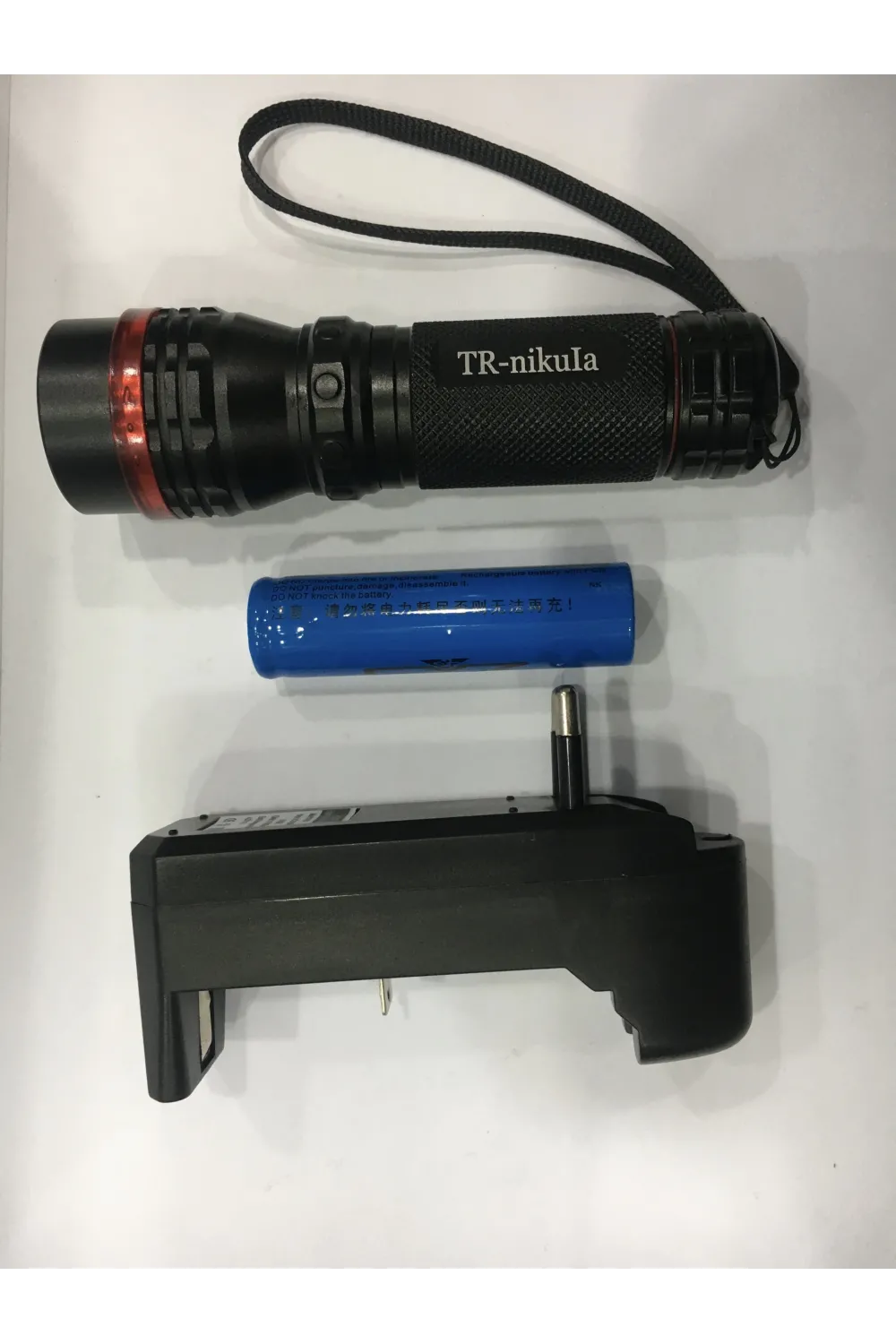 Beyaz Led Işıklı ,şarjlı Pil,şarj Cıhazlı El Fener 620
