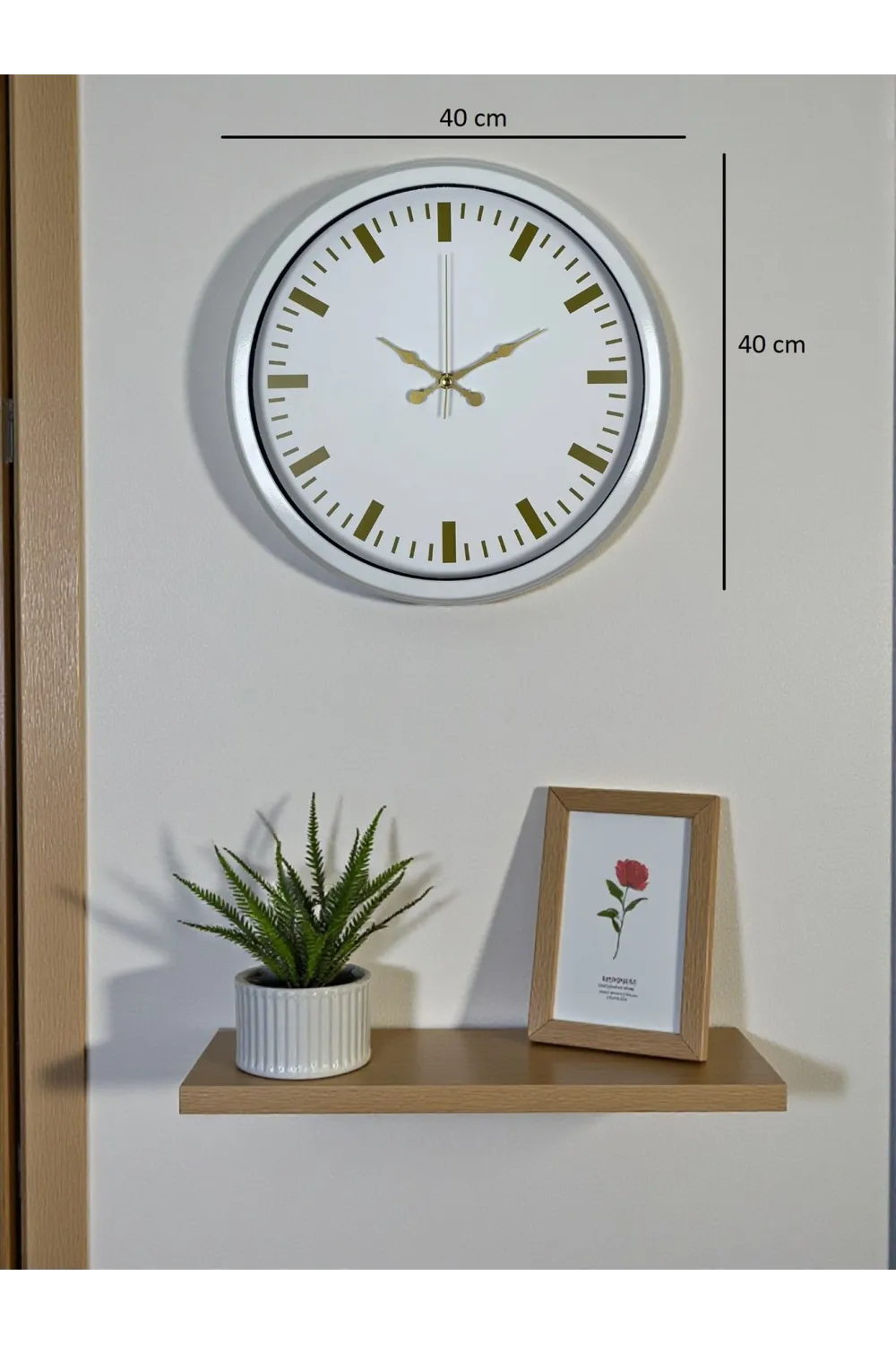 Beyaz Zarafet 40 Cm Metal Duvar Saati