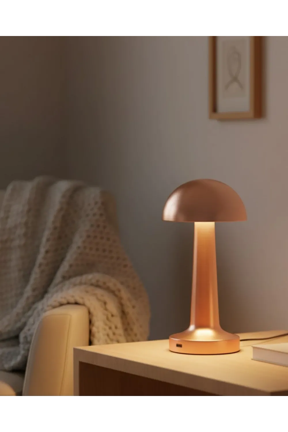 Bronz Dokunmatik Masa Lambası 3 Renk Led Şarjlı Kablosuz Usb Çıkışlı
