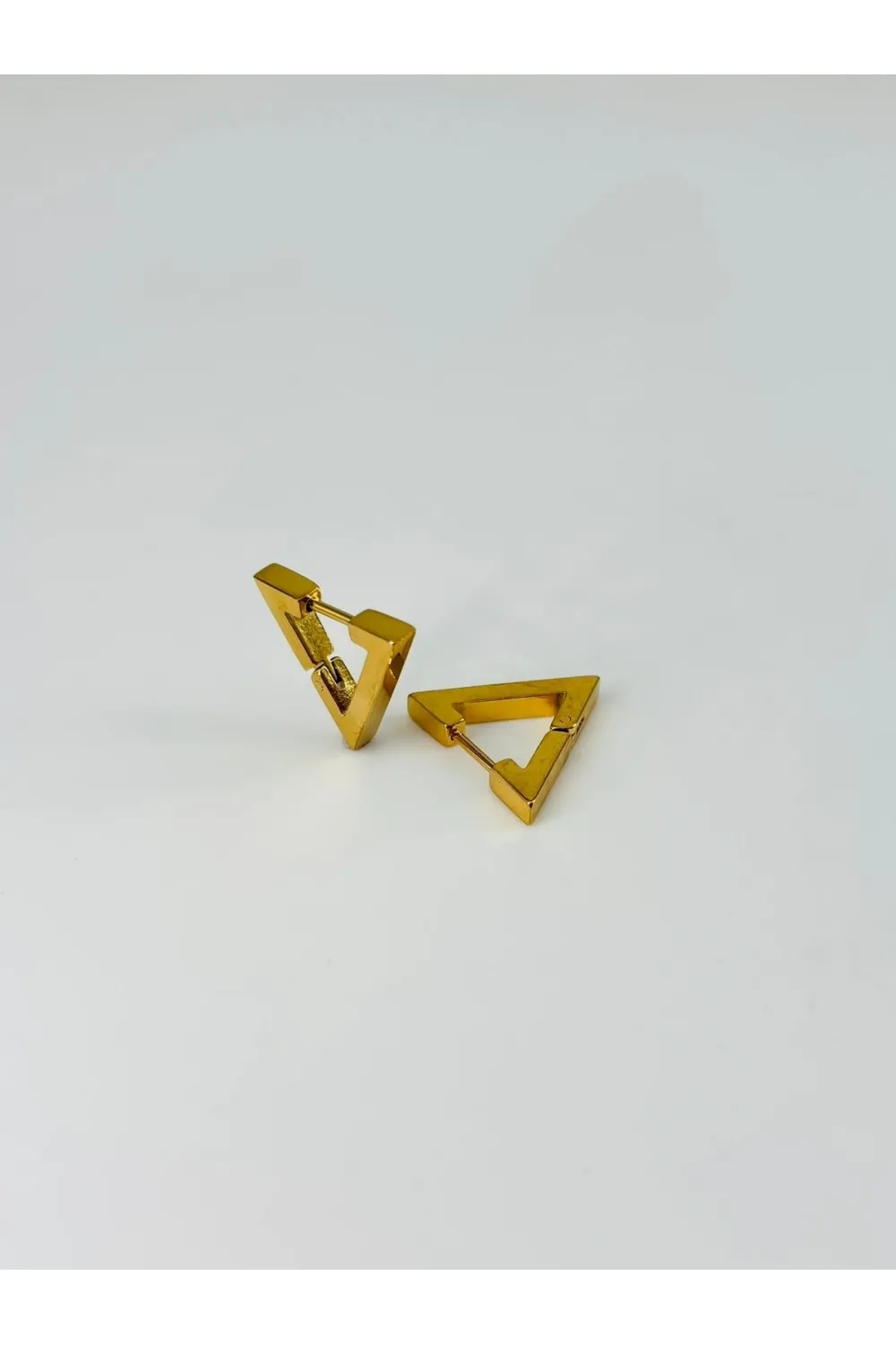   Çelik Erkek Küpe Çap (9 Mm) Kalınlık (3 Mm) - Ekp0020