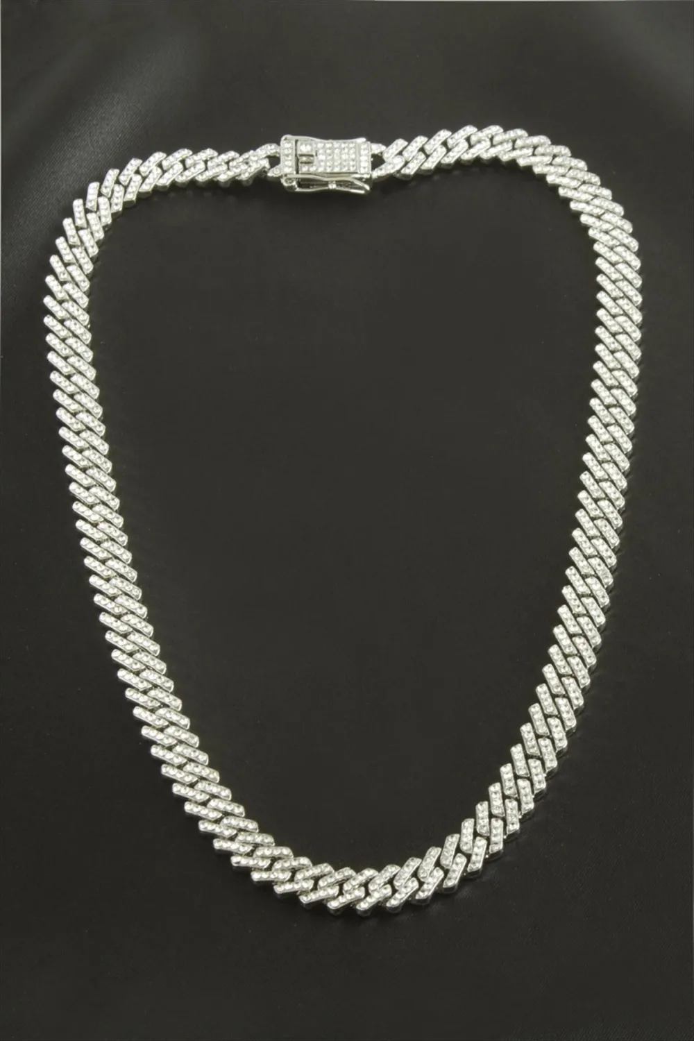 Chain Zirkon Taşlı Lüks Çelik Kolye