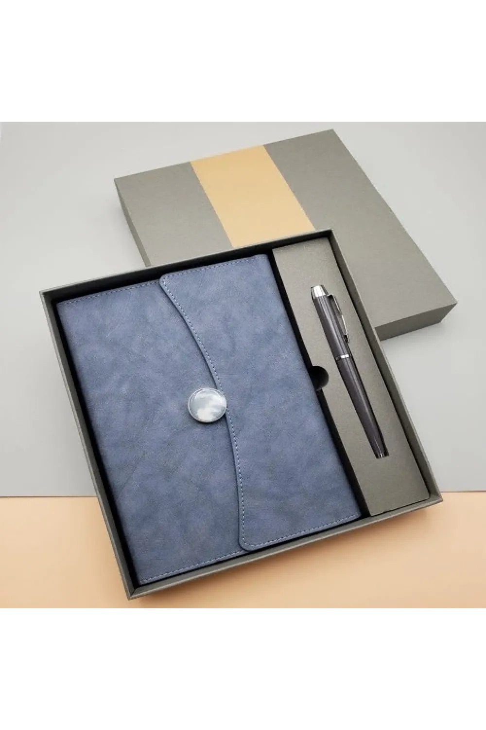 Çizgili Defter Ve Metal Kalem Seti
