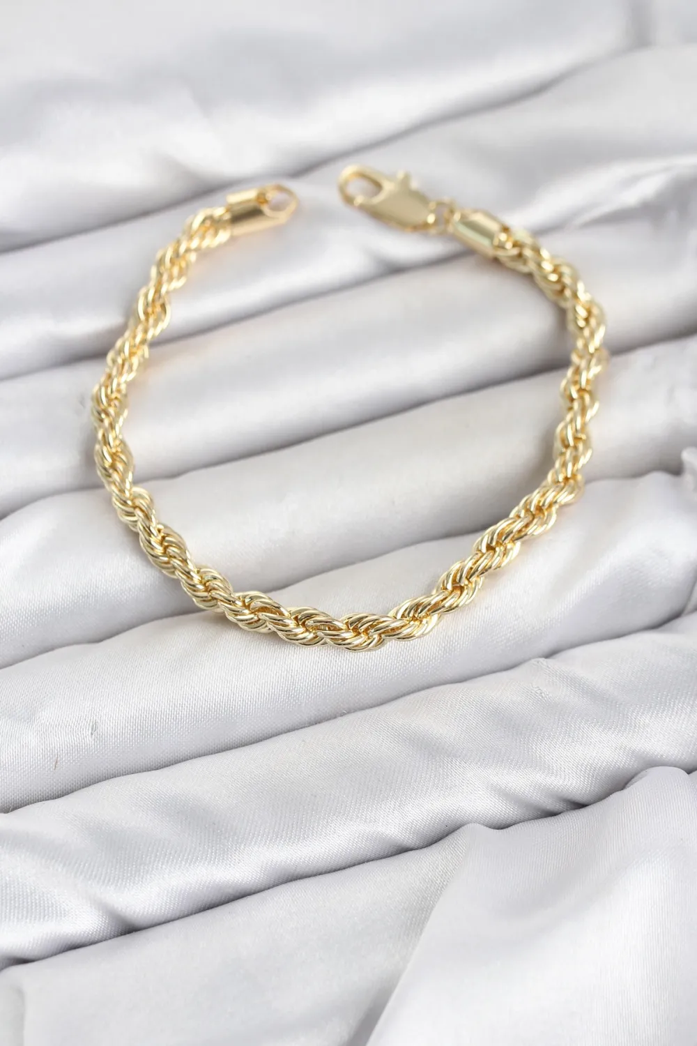 CM Burgu Model Gold Renk Pirinç Kadın Bileklik