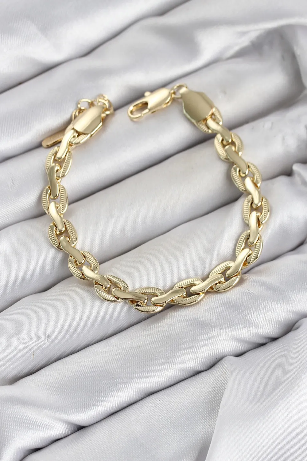 CM Kalın Zincir Model Gold Renk Pirinç Kadın Bileklik