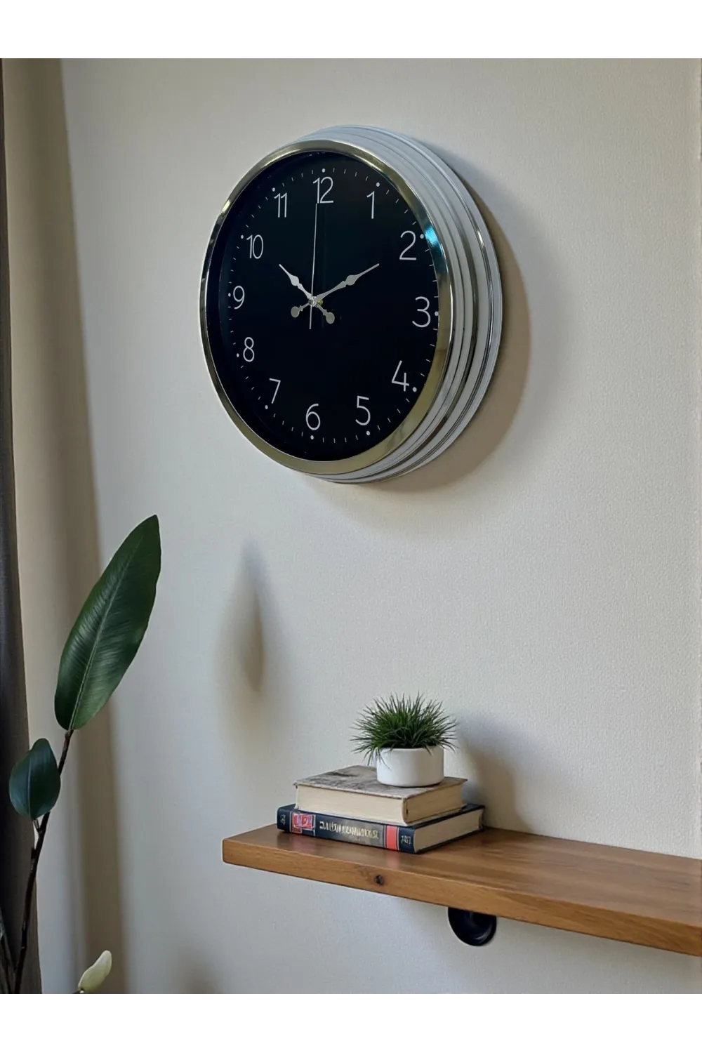 Dekoratif Ve Şık 40 Cm Krom Metal Duvar Saati