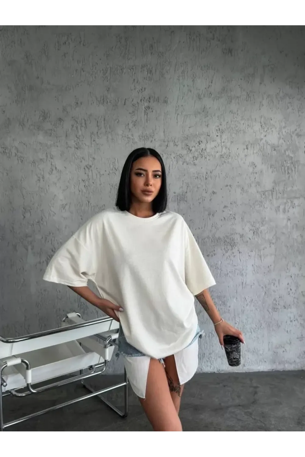 Düz Biskilet Yaka  T-shirt - Beyaz