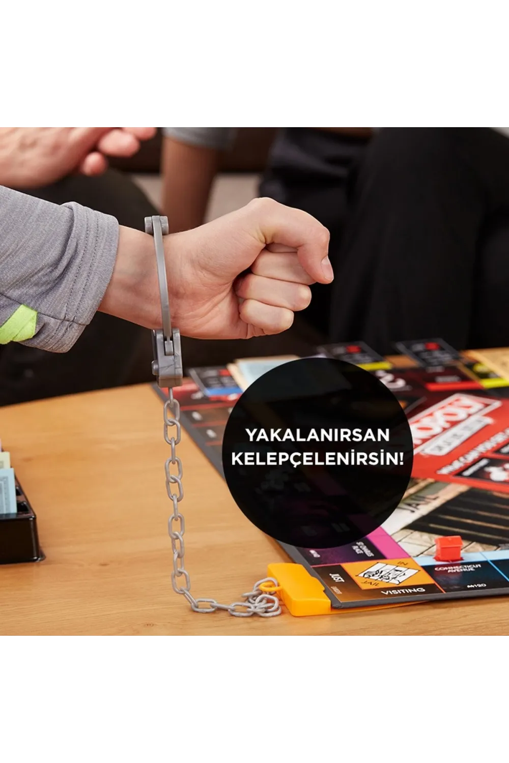 E1871 Hasbro Gaming - Monopoly Cheaters Edition +8 yaş