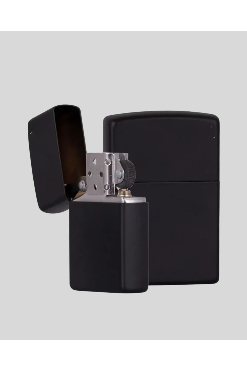Ergonomik Metal Çakmak Mat Kaplamalı Ve Şık Tasarımlı Aksesuar