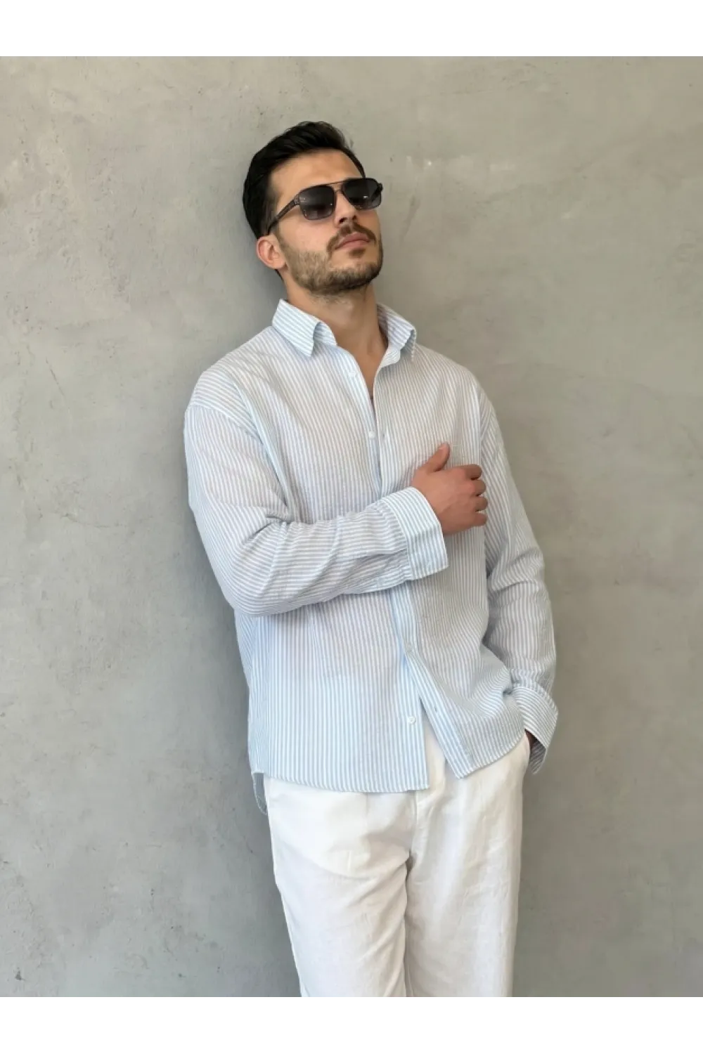 Erkek İnce Çizgili Gofre Kumaş Rahat Kalıp Gömlek