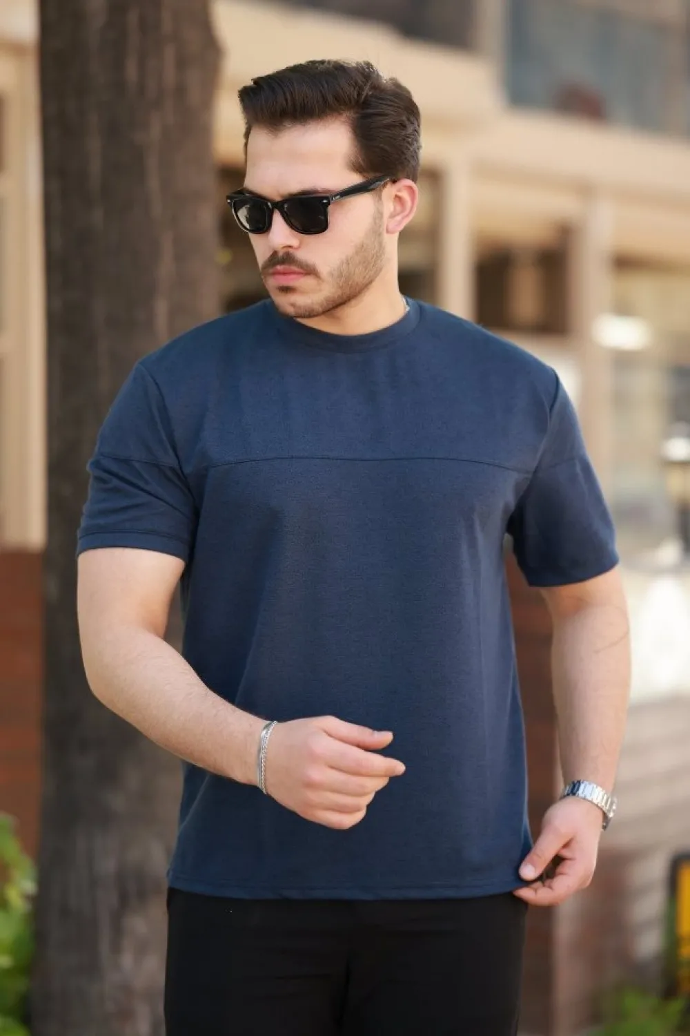 Erkek Oversize Bisiklet Yaka Kısa Kollu T-shirt