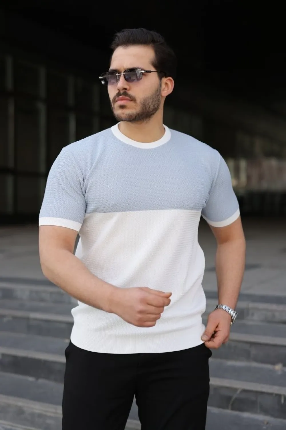 Erkek Renk Bloklu Bisiklet Yaka Kısa Kollu Triko Tişört
