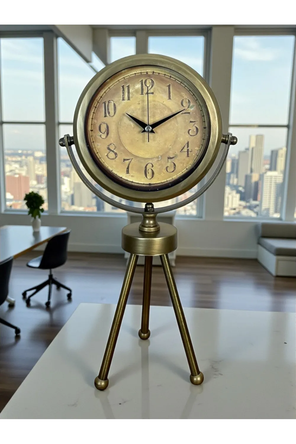 Eskitme Vintage Üç Ayaklı Masa Saati