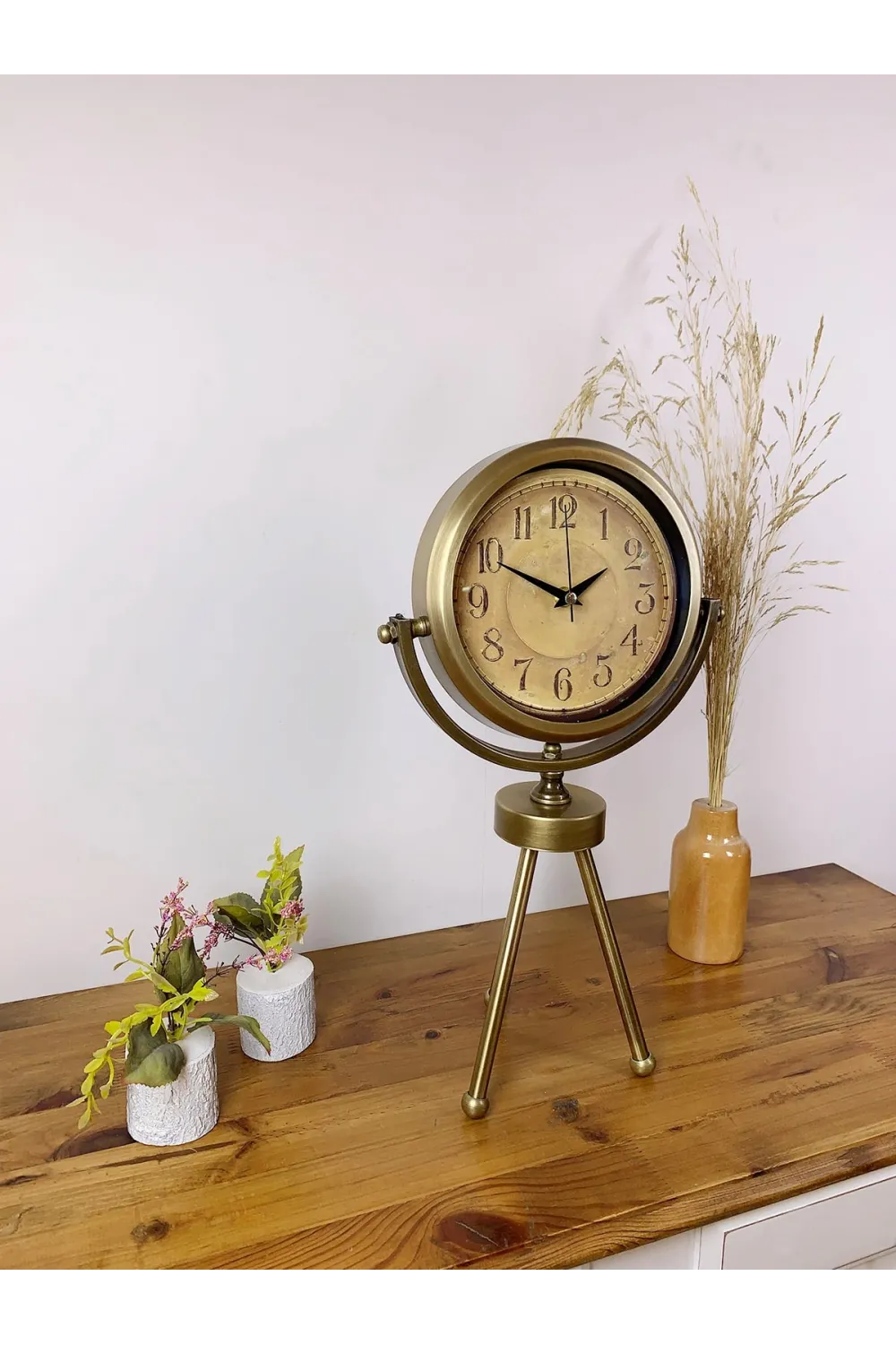 Eskitme Vintage Üç Ayaklı Masa Saati