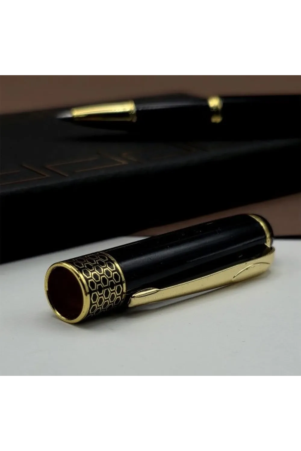 Gold İşlemeli Siyah Metal Roller Kalem