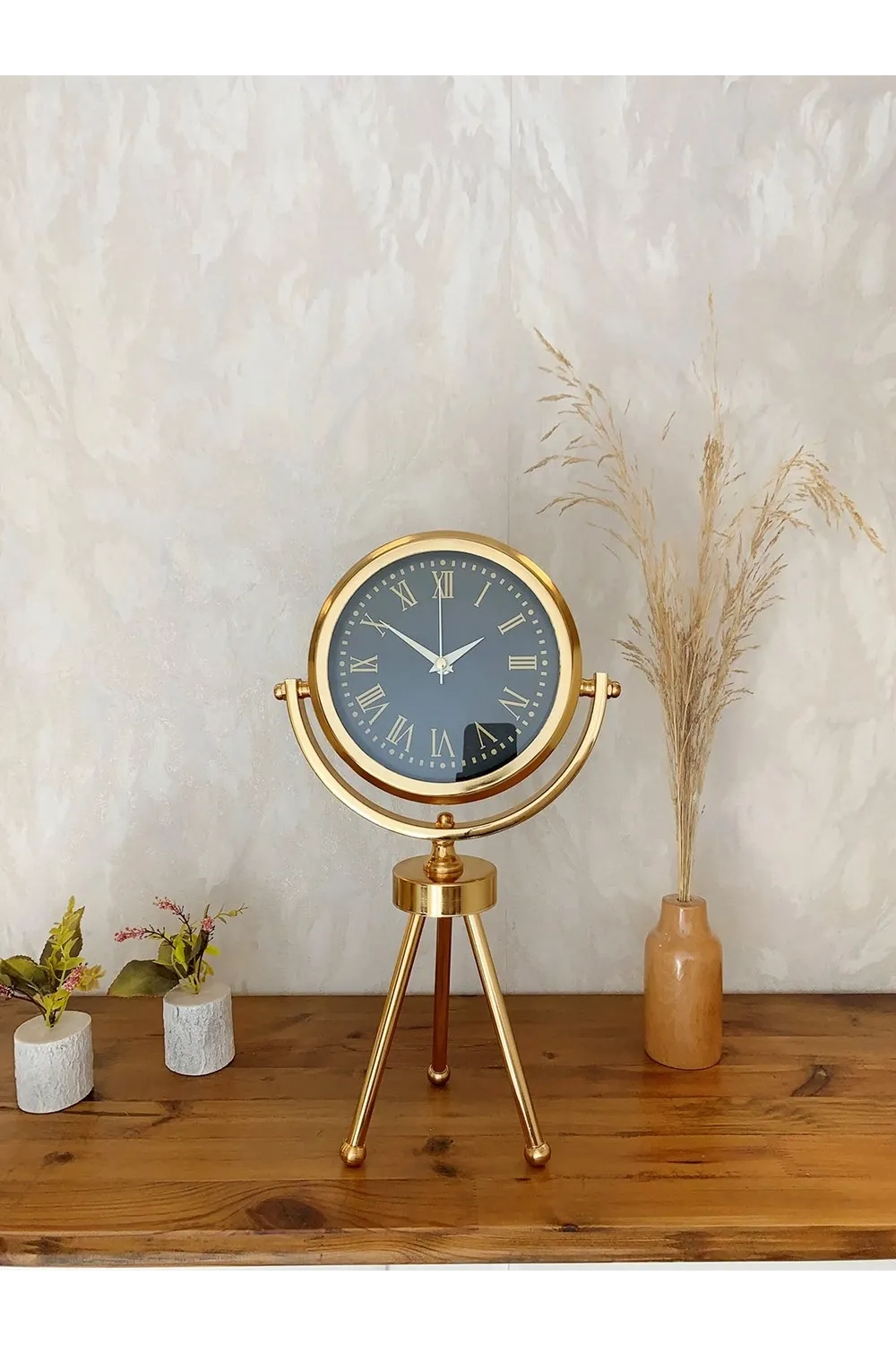 Gold Metal Mini Tripod Sade Masa Saati 45×26 cm