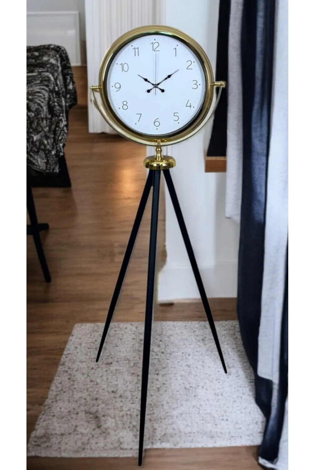 Gold Premium Dekoratif Tripod Ayaklı Saat