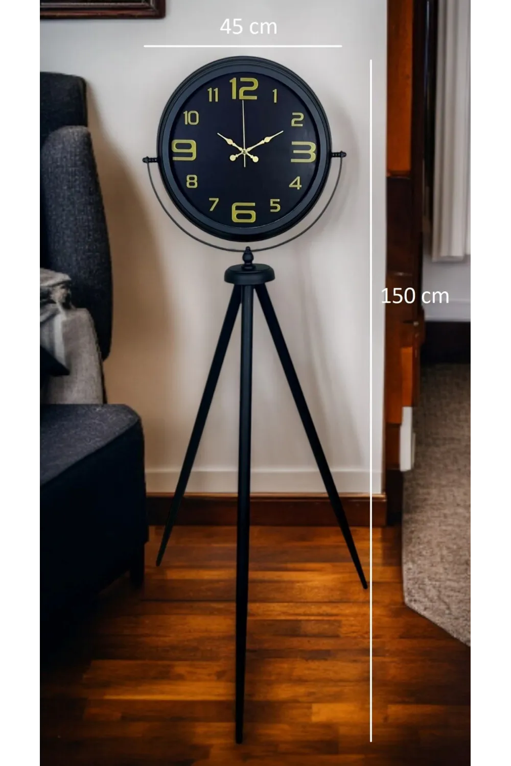 Gold Rakamlı Siyah Tripod Ayaklı Saat