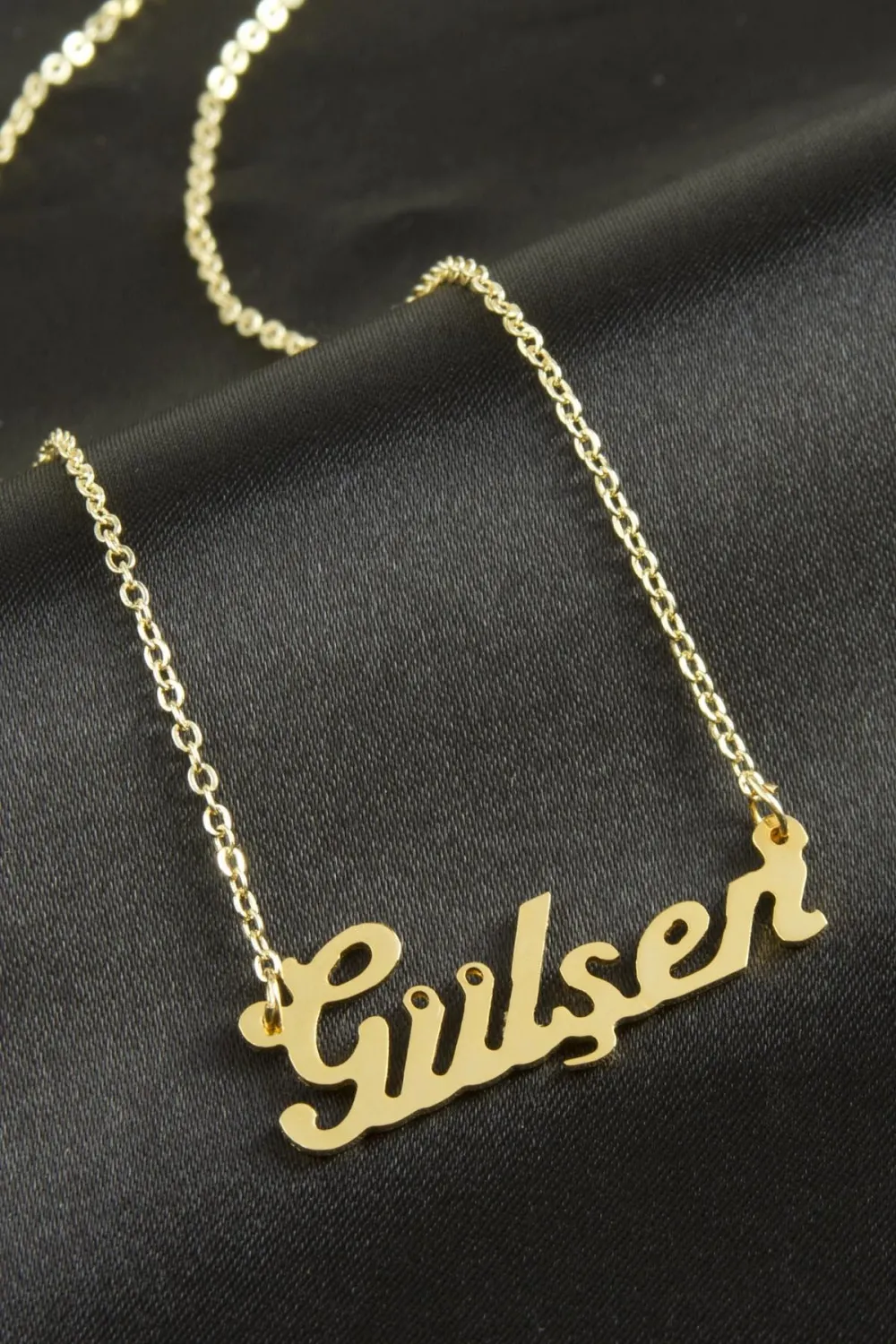 Gülşen isimli kolye (Kişiye Özel)