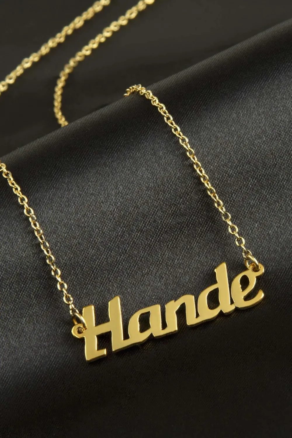 Hande isimli kolye (Kişiye Özel)