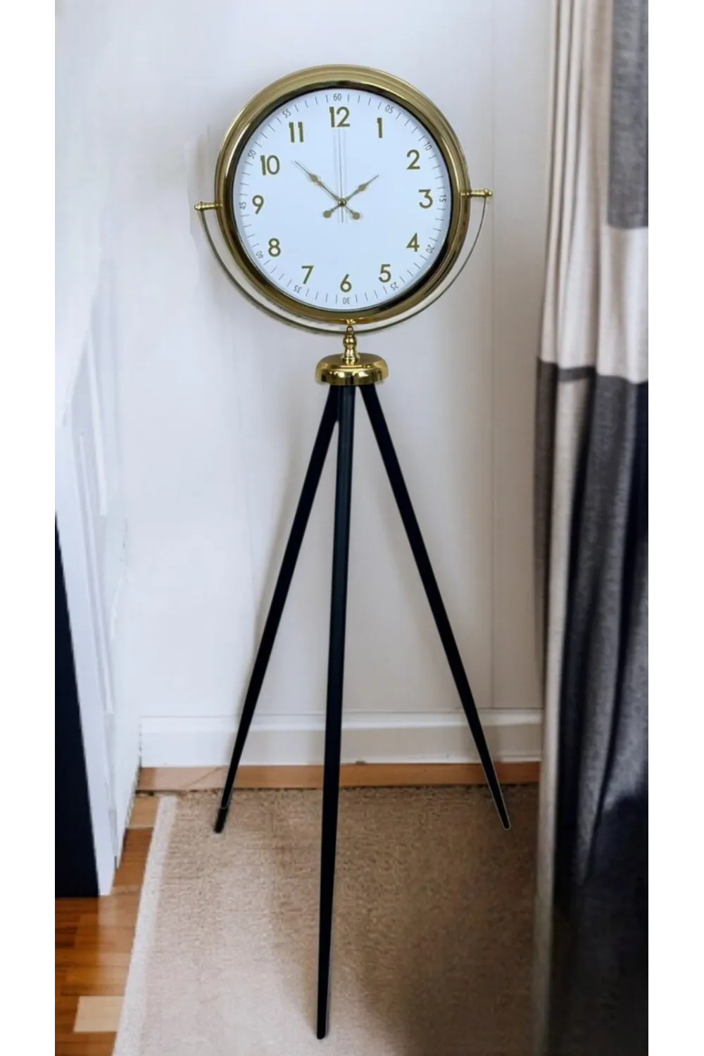 Heritage Gold Zarif Tripod Ayaklı Saat