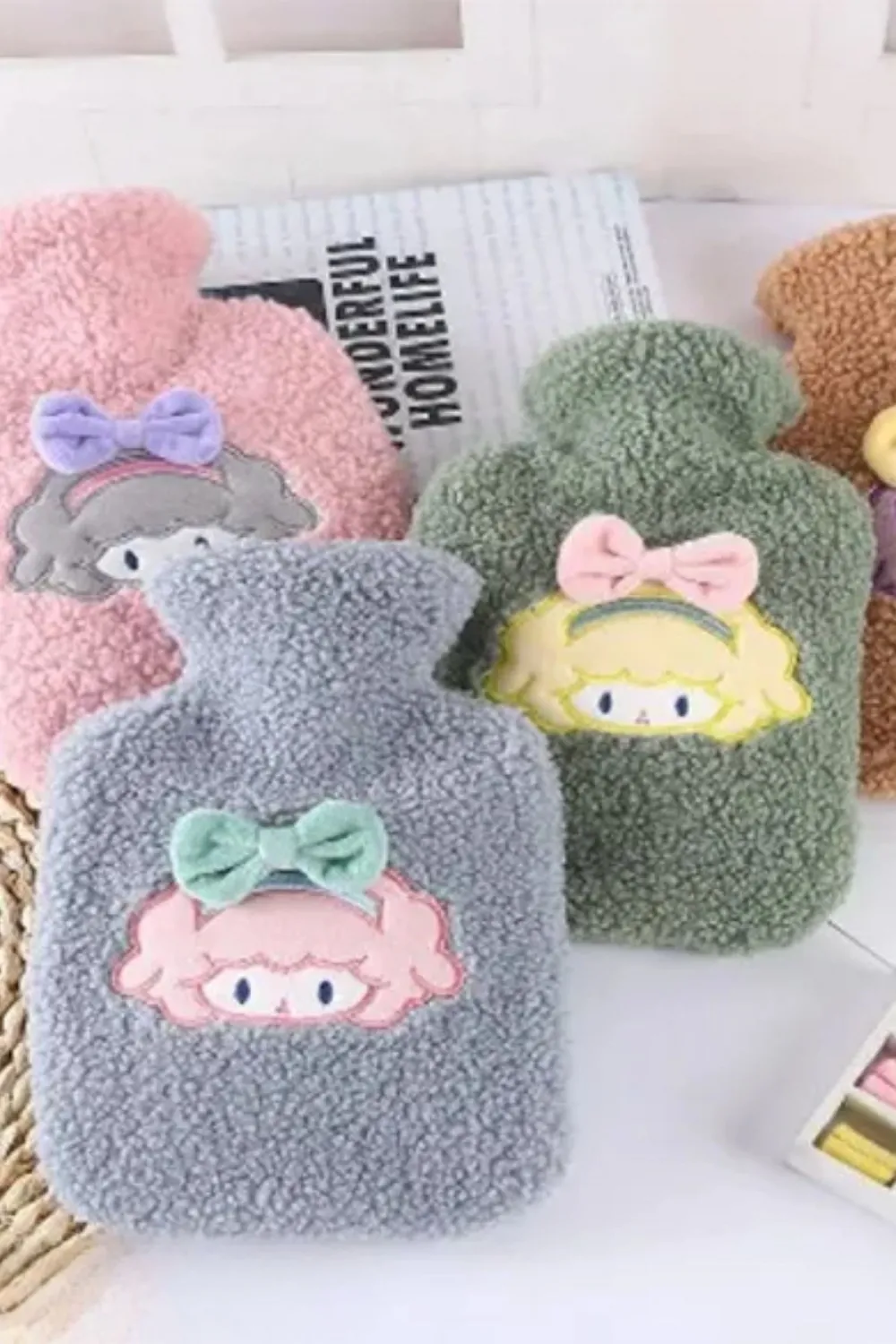 1 Litre Polar Peluş Örgülü,Kurdeleli Saçlı Kız Model Sıcak Su Torbası