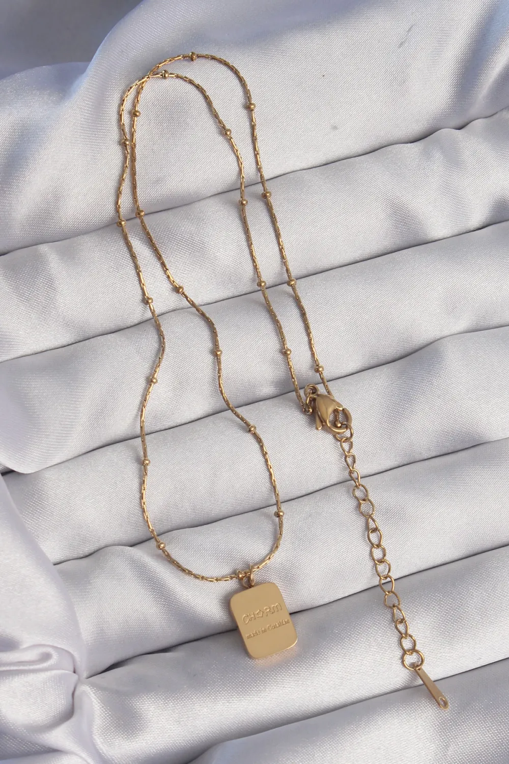 316L Çelik Gold Renk Kare Charm Model Kolye TJ-BKO8928