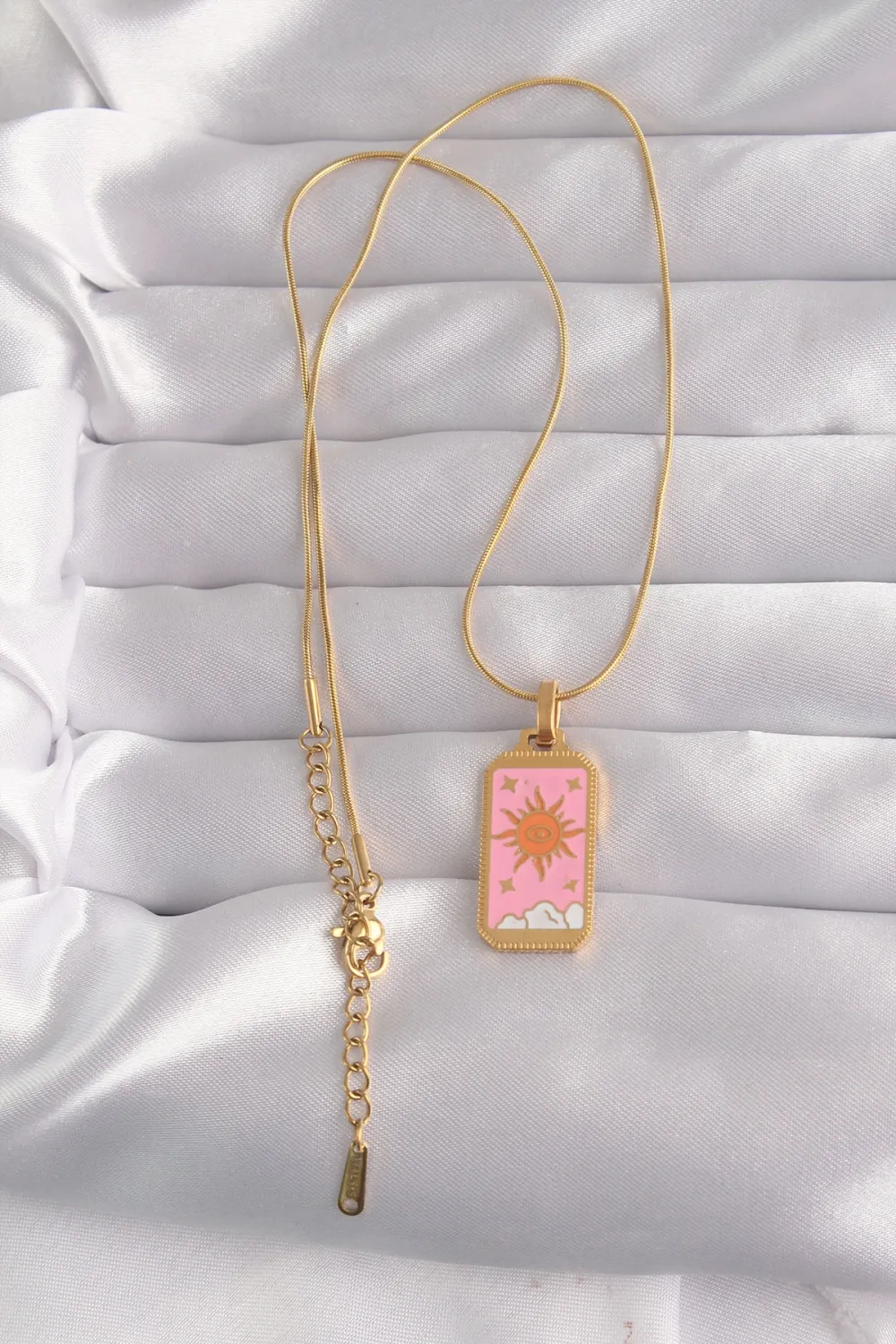 316L Çelik Gold Renk Pembe Mineli Güneş Model Tarot Kolye TJ-BKO9029
