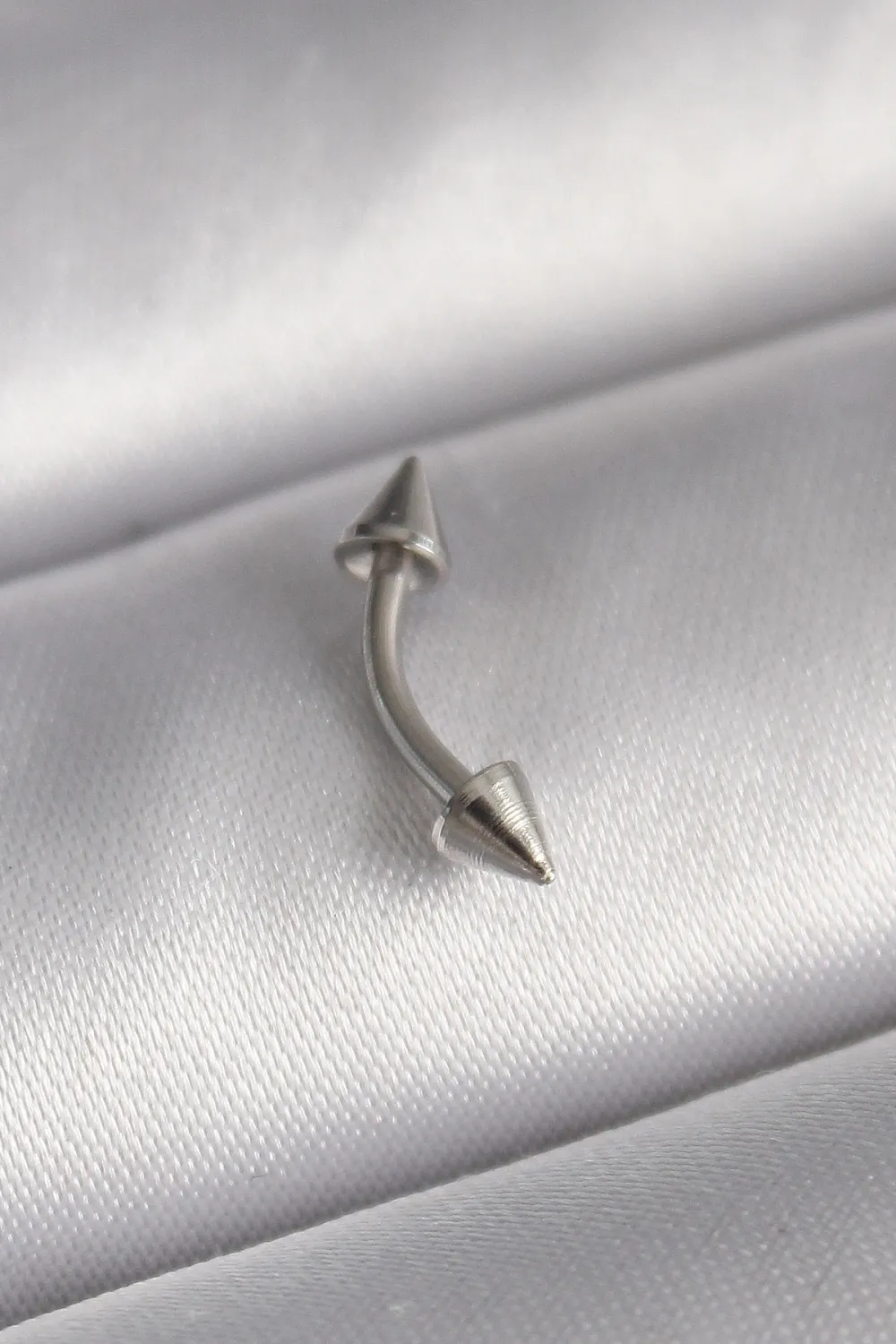 316L Çelik Gümüş Renk Çivi Model Piercing TJ-PR1362