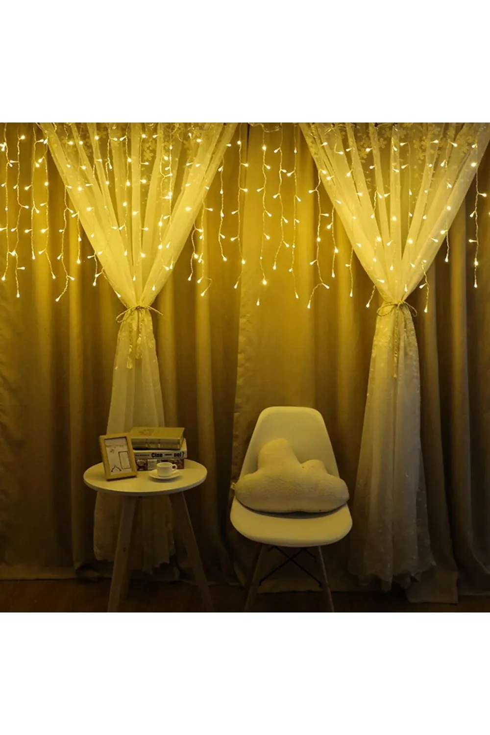 8 Fonksiyonlu 16 Saçaklı Perde Led 3 x 1 (Günışığı)