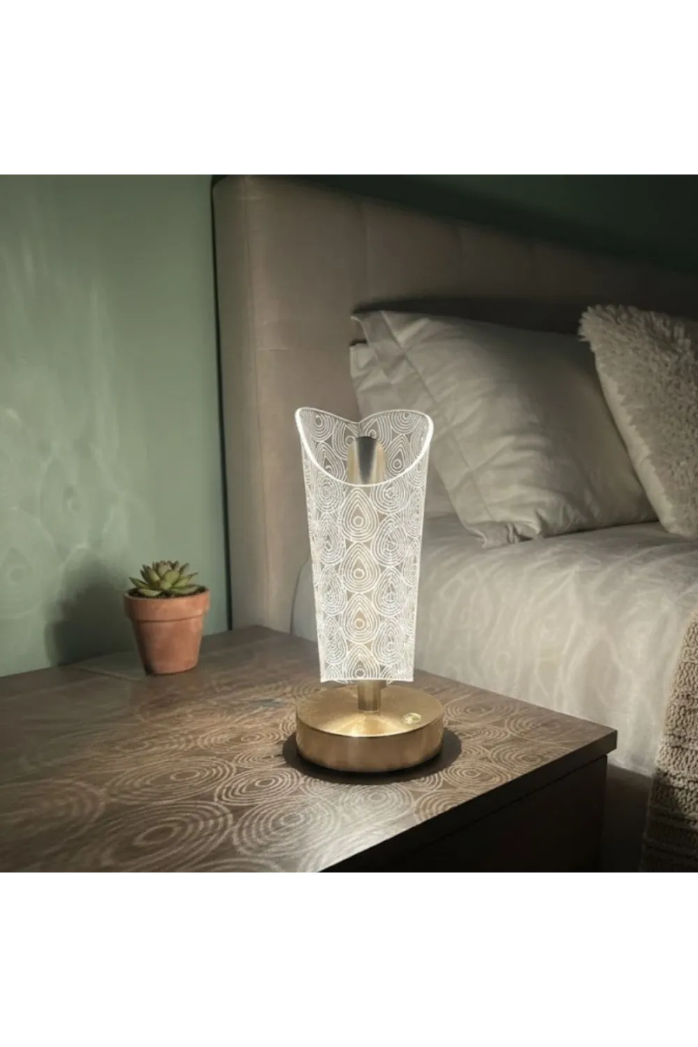 Açık Silindirik Kristal Damla Model LED Masa Lambası – Gold Tabanlı, Dokunmatik, 3 Renk Işık Modlu, Şarjlı Modern Dekoratif Gece Lambası