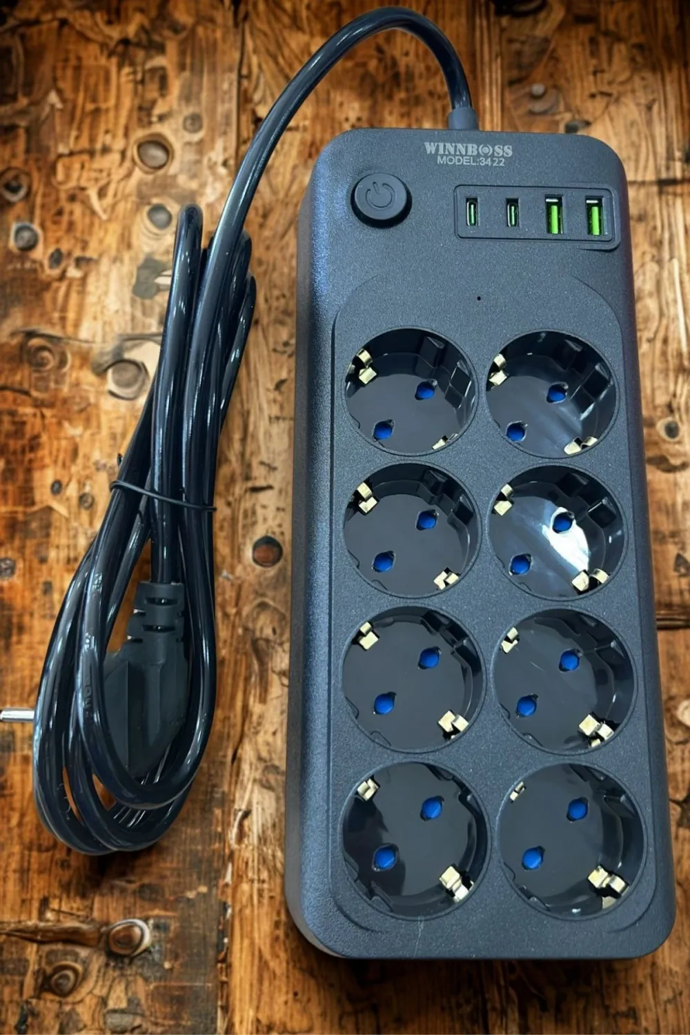 ieg™  Akım Korumalı Termal Uzatma Kablosu – 8 Priz, 2 USB ve 2 Type-C Girişli, Güçlü Çoklu Priz