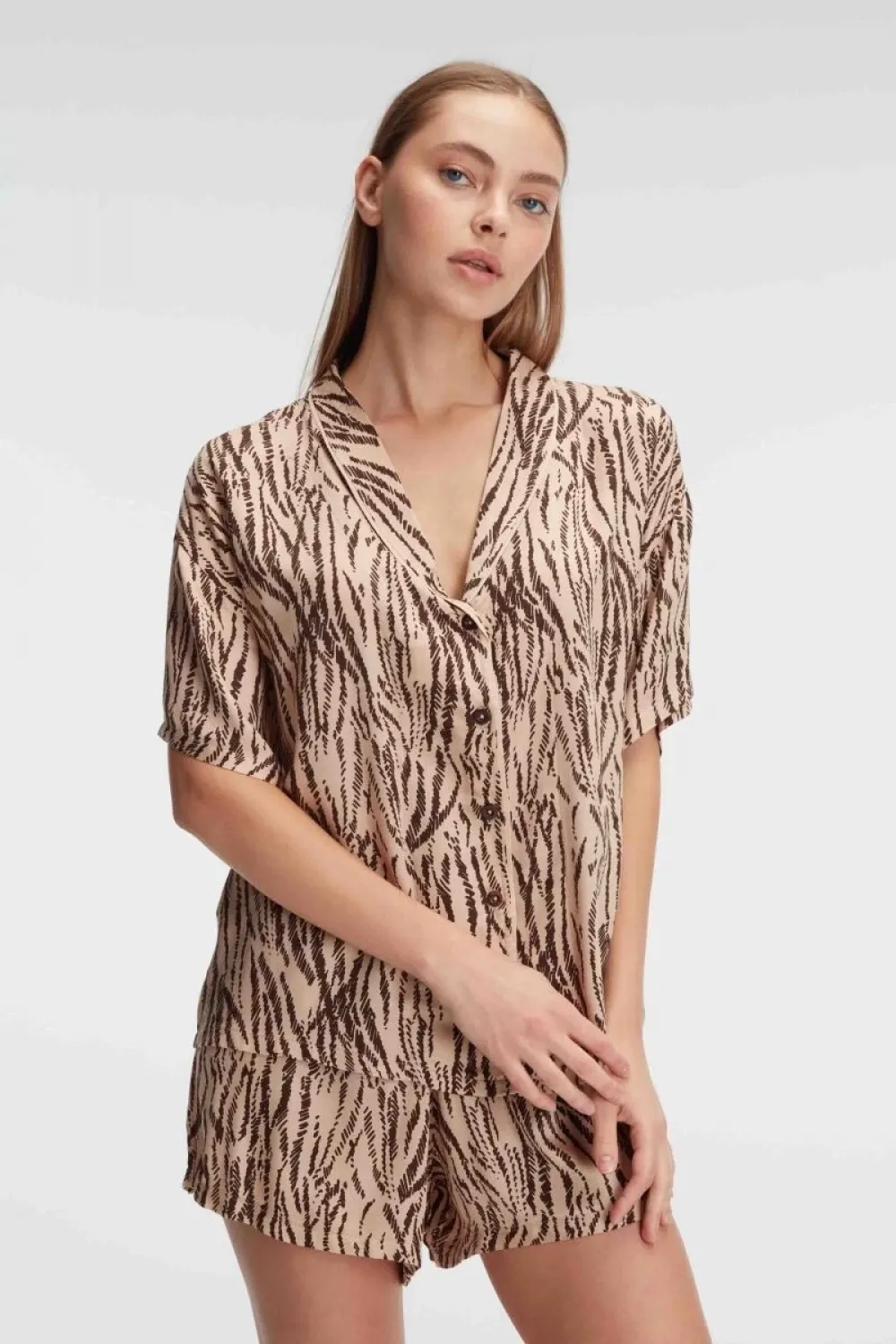 ieg™ Anıl 9898 Kadın Kısa Kol Viskon Kumaş Desenli Pijama Takımı