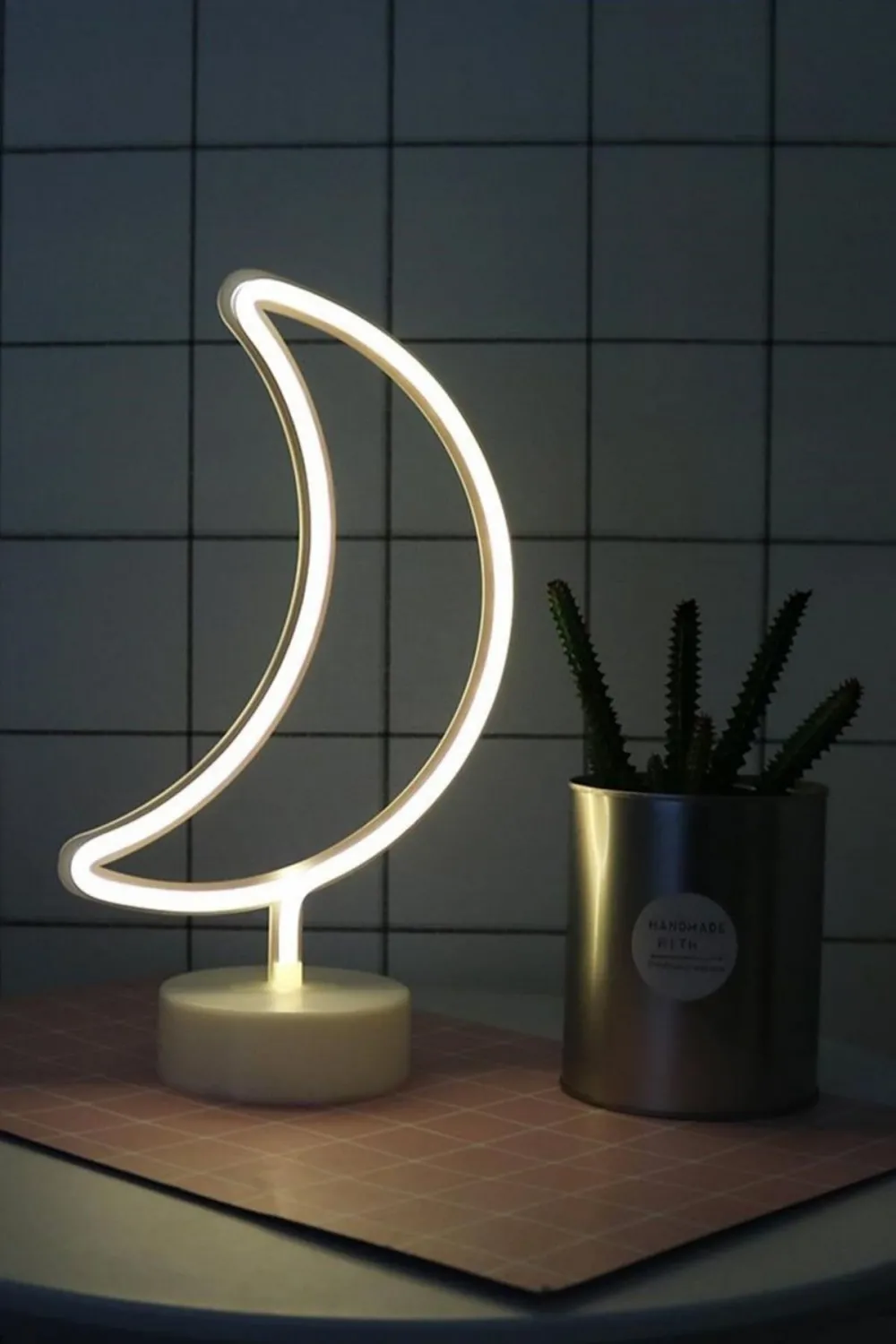 Dekoratif Pilli Ay Tasarımlı 3D Neon Led Masa Ve Gece Lambası