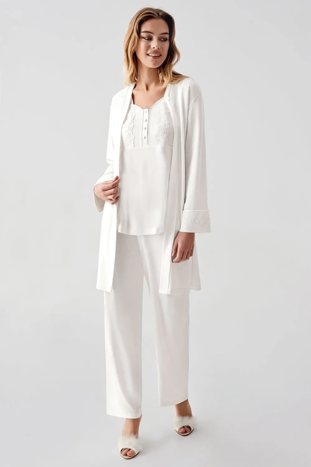 ieg™ Freshness 321 Kadın Sabahlıklı Pijama Takımı
