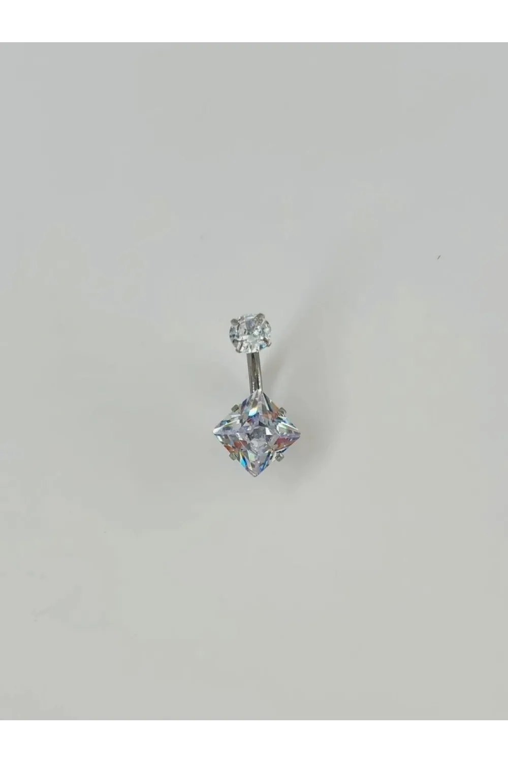 IEG - Göbek Piercing