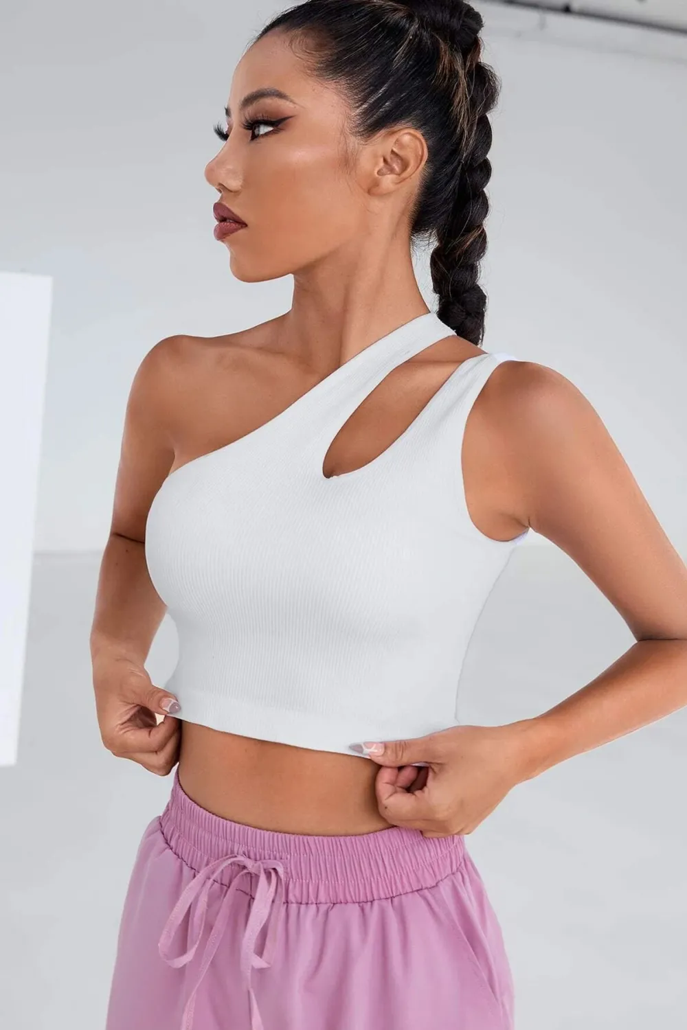 ieg™ Kadın Beyaz Tek Omuz Cut Out Detaylı Crop Top Bluz