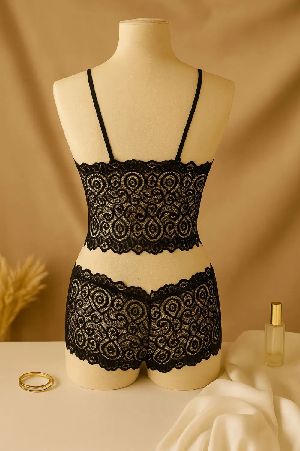 ieg™ Kadın Siyah Dantel Bralet Şort Takımı – Şık, Zarif ve Feminen İç Giyim