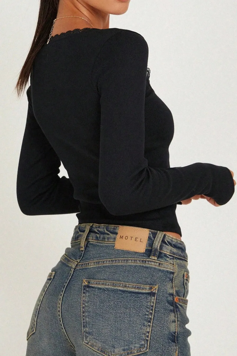 ieg™ Kadın Siyah Kare Yaka Dantelli Uzun Kollu Crop Top Bluz
